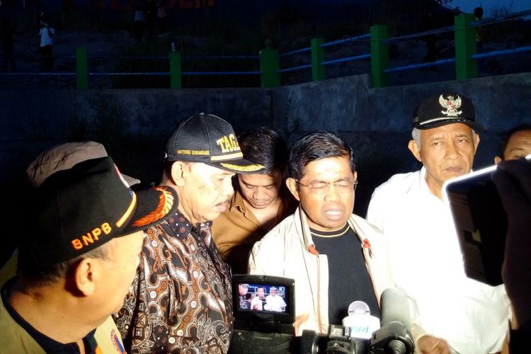 Mensos Idrus Marham Berada di Bunker Kaliadem, Kepuharjo, Cangkringan, Sleman, Sabtu (12/5/2018) Petang