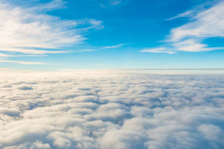 Rahasia Alam Semesta Kenapa Awan Melayang di Langit dan 