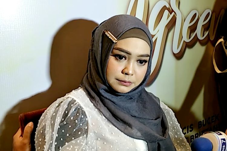 YouTuber Ria Ricis saat ditemui di gala premiere film Wedding Agreement di XXI Epicentrum, Jakarta Selatan, Selasa (30/7/2019).