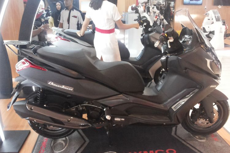 Downtown 250i, salah satu produk skutik Kymco Indonesia yang dipamerkan saat perhelatan Indonesia International Motor Show (IIMS) 2018.