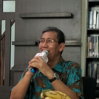 Pakar psikologi politik dari Universitas Indonesia (UI) Hamdi Muluk dalam sebuah diskusi di kantor Populi Center, Jakarta Barat, Kamis (15/11/2018). 
