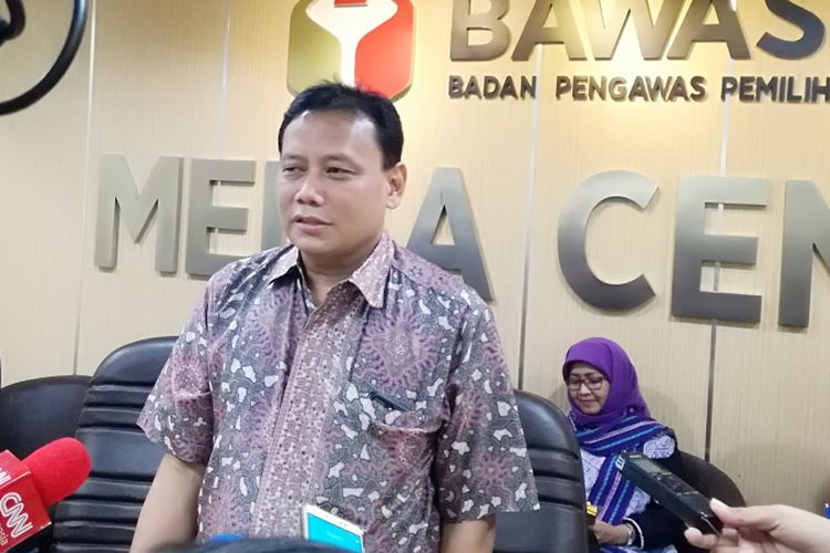 Ketua Badan Pengawas Pemilu Abhan 