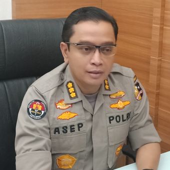 Kepala Bagian Penerangan Umum (Kabagpenum) Polri Kombes Pol Asep Adi Saputra di Gedung Humas Mabes Polri, Jakarta Selatan, Senin (3/6/2019).