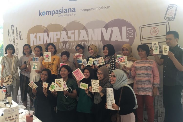 Workshop Brush Lettering di Kompasianival 2017 di Lippo Mall Kemang, Jakarta Selatan, Sabtu (21/10/2017).