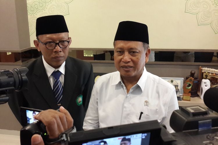 Menteri Riset Teknologi dan Pendidikan Tinggi (Menristekdikti) Muhammad Nasir saat mengunjungi Universitas Islam Malang (Unisma) Kota Malang, Rabu (27/3/2019)