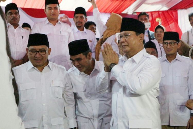 Ketua Umum Partai Gerindra Prabowo Subianto ketika ditemui saat perayaan HUT Partai Gerindra ke-10 di kantor DPP Partai Gerindra, Ragunan, Jakarta, Sabtu (10/2/2018).