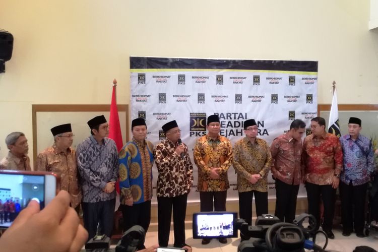 Petinggi Partai Keadilan Sejahtera (PKS) dan Partai Gerindra telah melakukan pertemuan di gedung DPP PKS, Jakarta, Senin (30/7/2018). 