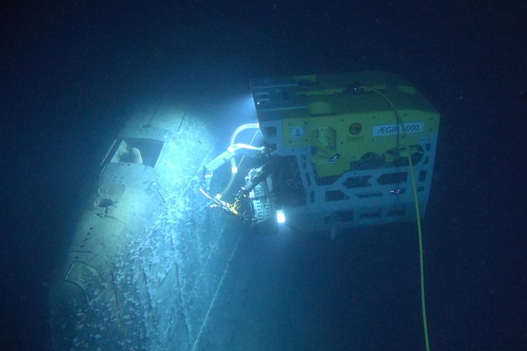 Perangkat kendaraan kendali jarak jauh Aegir 6000 yang digunakan dalam ekspedisi memeriksa kapal selam nuklir Soviet Komsomolets yang tenggelam di Laut Norwegia pada 1989.