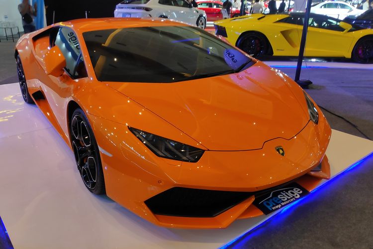 Penampakan mobil-mobil termahal di arena pameran Telkomsel IIMS 2019