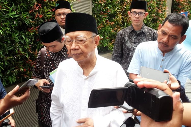 Pengasuh pesantren Tebuireng Jombang Jawa Timur, KH. Salahuddin Wahid, saat ditemui di Pesantren Tebuireng, Jumat (15/3/2019).