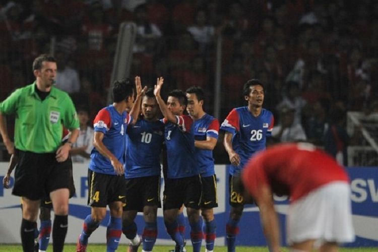 Final Piala AFF 2010 mempertemukan Malaysia vs Indonesia. Laga kedua berlangsung di Stadion Utama Gelora Bung Karno, 29 Desember 2010. 