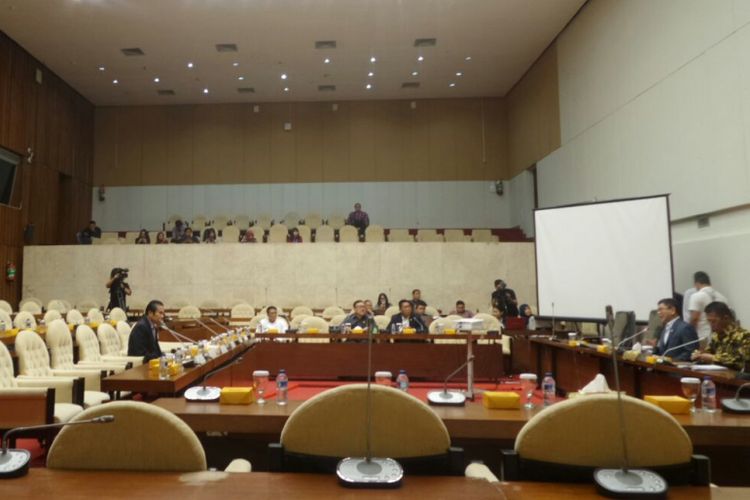 Rapat pansus hak angket KPK bersama asosiasi advokat di Kompleks Parlemen, Senayan, Jakarta, Kamis (31/8/2017).