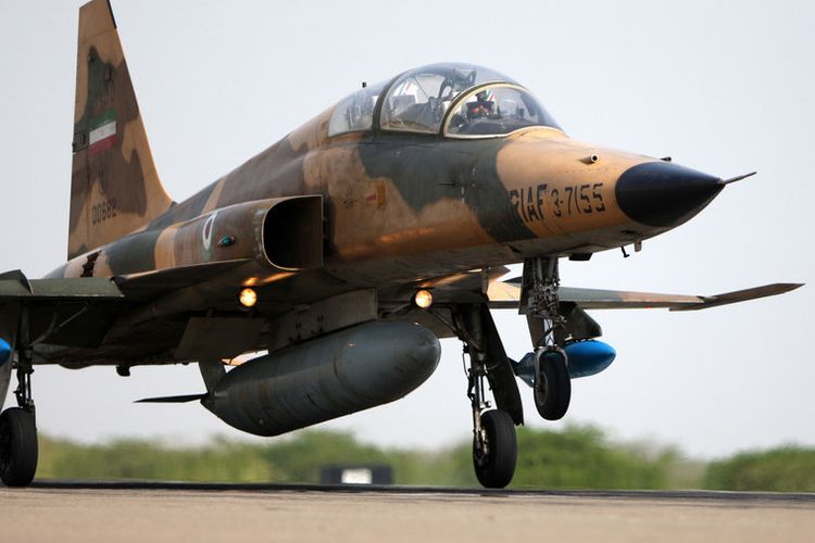 Jet Tempur F-5 Iran Jatuh saat Latihan, Seorang Pilot Tewas