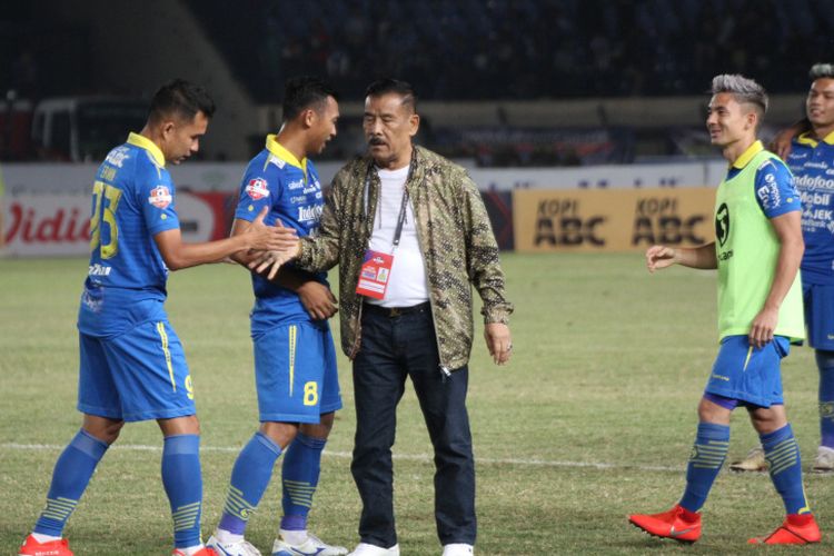 Manajer Persib Bandung, Umuh Muchtar.  