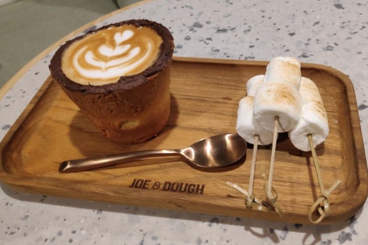 JD cookie cup di Joe & Dough.