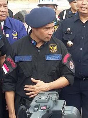 Ketua Fraksi Partai Nasdem di DPR, Viktor Laiskodat, saat ditemui seusai memimpin apel siaga Garda Pemuda Nasdem di Tugu Proklamasi, Jakarta, Senin (1/6/2015).