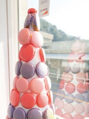 menara macaron 