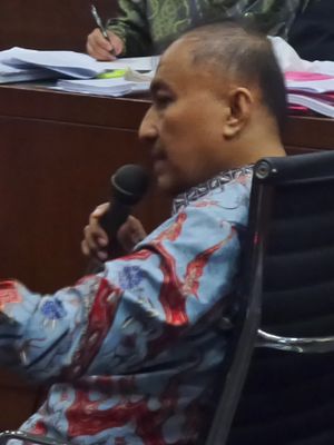 Anggota DPR RI, Markus Nari saat bersaksi di Pengadilan Tipikor Jakarta, Kamis (6/4/2017).
