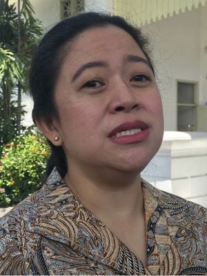 Politikus PDI Perjuangan sekaligus Menteri Koordinator Pembangunan Manusia dan Kebudayaan Puan Maharani.