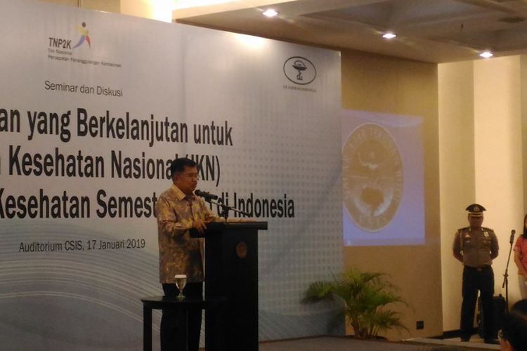 Wakil Presiden Jusuf Kalla saat membuka seminar dan diskusi bertajuk Pembiayaan yang Berkelanjutan untuk Jaminan Kesehatan Nasional (JKN) Menuju Pelayanan Kesehatan Semesta (UHC) di Indonesia di Gedung CSIS, Jakarta Pusat, Kamis (17/1/2019). 