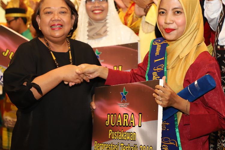 Pustakawan asal Daerah Istimewa Yogyakarta, Arda Putri Winata, terpilih sebagai pustakawan terbaik Nasional 2019.