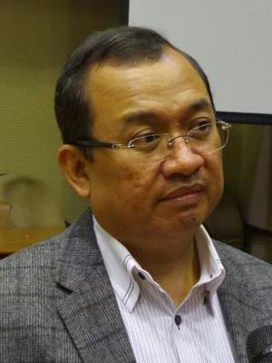 Politisi Partai Golkar Priyo Budi Santoso di Kompleks Parlemen, Senayan, Jakarta (31/5/2016)
