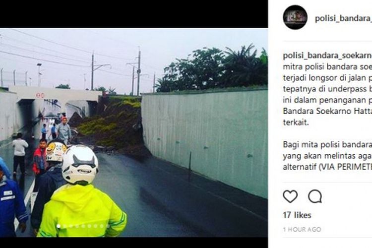 Tembok Jalan Perimeter Selatan, Bandara Soekarno-Hatta, Tangerang, ambrol, Senin (5/2/2018).