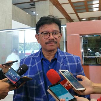 Sekretaris Jenderal Partai Nasdem Johnny G Plate di Kompleks Parlemen, Senin (11/2/2019). 