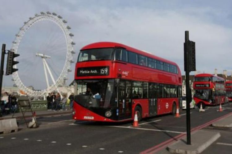 Bus Ikonik di kota London, Inggris, akan menggunakan bahan bakar dari ampas kopi, mulai Senin (20/11/2017) waktu setempat. (The Daily Star)