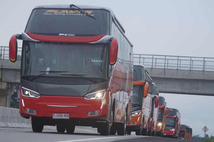 Bus Baru Putera Mulya Sejahtera
