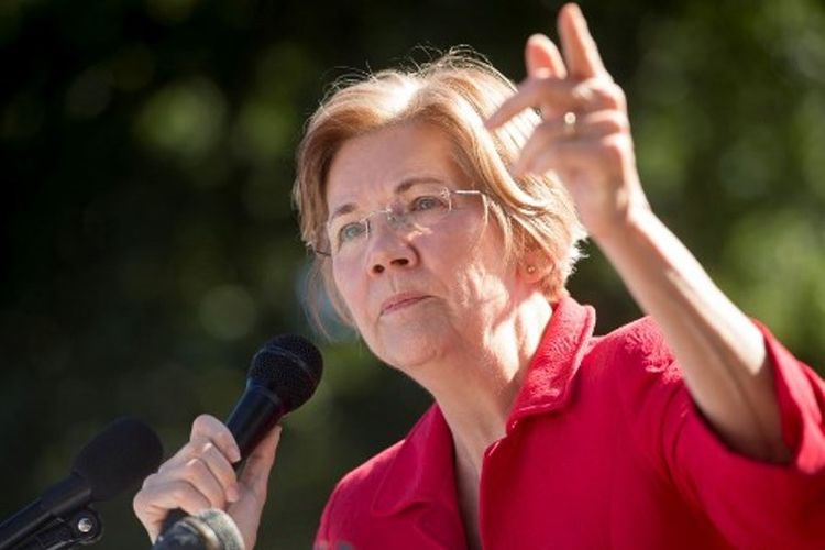 Senator dari partai Demokrat Massachusetts Elizabeth Warren bersama tiga senator lainnya berkisah tentang pengalaman pelecehan seksual yang pernah mereka alami.