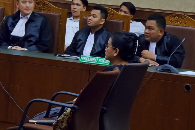 Miryam S Haryani saat menjalani sidang pembacaan putusan di Pengadilan Tipikor Jakarta, Senin (13/11/2017).