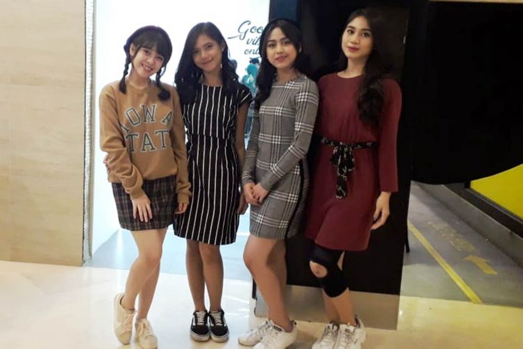 Empat member JKT48 menghadiri JKT48 Circus di Medan, Sumatera Utara, Minggu (4/11/2018).