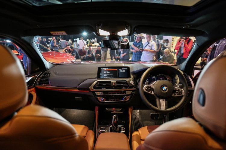 BMW Indonesia merilis secara resmi BMW X4 Sports Activity Coupe di Museum Macan, Jakarta Barat, Kamis (7/2/2019). Model generasi kedua yang sudah dijual sejak tahun lalu di pasar global ini melengkapi pilihan SUV BMW selain X1, X2, X3, X5, dan X6 yang sudah tersedia di dalam negeri.