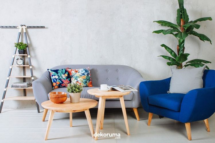 Bentuk desainnya yang unik bisa memberikan kesan klasik sekaligus modern ke dalam ruang tamu milikmu.