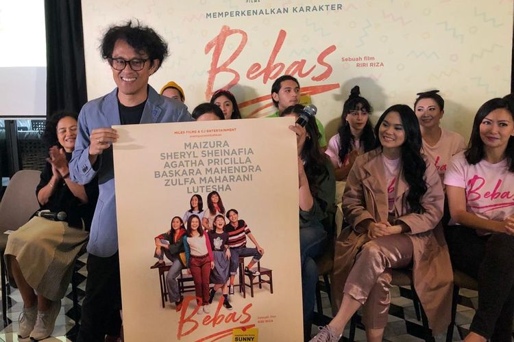 Riri Riza dalam jumpa pers perkenalan tokoh film Bebas di kawasan Antasari, Jakarta Selatan, Jumat (10/5/2019).