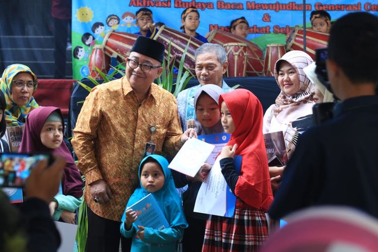 Pemerintah Kota Bandung melalui Dinas Perpustakaan dan Arsip (Dispusip) menjalin kerjasama dengan penerbit Bitread Publishing dalam rangka menyukseskan program Sahabat Pena Dispusip.