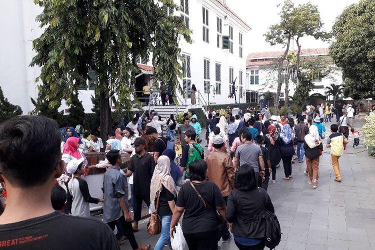 Keramaiam Museum Sejarah Jakarta pada H+1 libur Lebaran Idul Fitri pada Sabtu (16/6/2018).