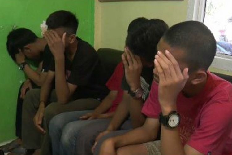 Tujuh siswa pelaku tawuran pelajar dari tiga sekolah di Polewali Mandar, Sulawesi Barat, ditangkap polisi.