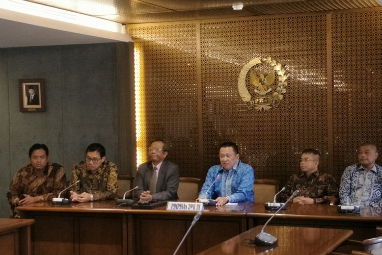 Ketua DPR Bambang Soesatyo bersama tim UKP PIP di Kompleks Parlemen, Senayan, Jakarta, Kamis (25/1/2018)