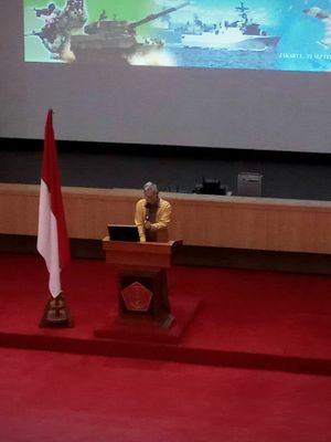 Wakil Presiden RI Tri Sutrisno dalam acara  silaturahim Panglima TNI dan Purnawirawan TNI, di Cilangkap, Jakarta Timur, Jumat (22/9/2017).