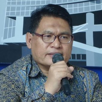 Ketua Lembaga Perlindungan Saksi dan Korban, Abdul Haris Semendawai saat menyampaikan catatan akhir tahun LPSK di Kantor LPSK, Jalan Raya Bogor, Jakarta Timur, Rabu (28/12/2016).