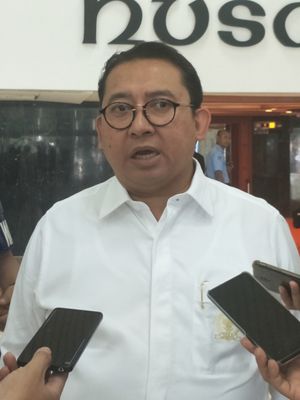 Wakil Ketua Umum Partai Gerindra Fadli Zon saat ditemui di Kompleks Parlemen, Senayan, Jakarta, Kamis (28/6/2018).