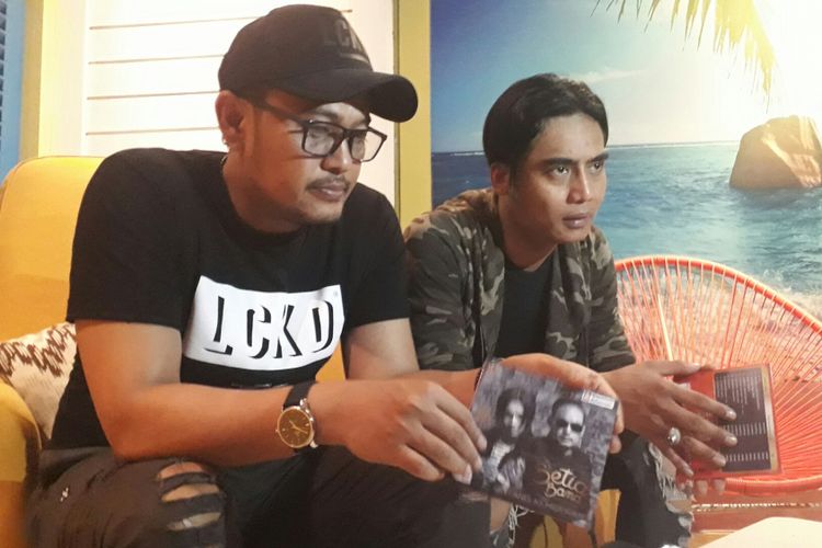 Setia Band meluncurkan album terbaru mereka yang bertajuk Bintang Kehidupan di Aruba Carribean Restaurant and Bar, Pasaraya Blok M, Jakarta Selatan, Kamis (28/9/2017).