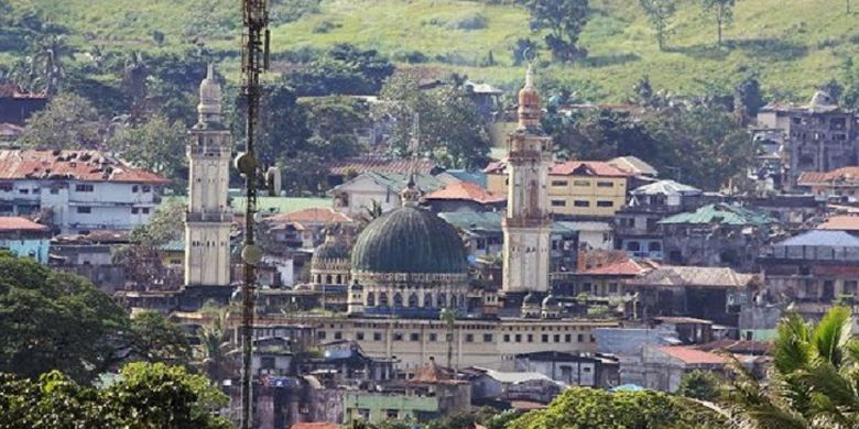 Lanskap deretan bangunan di kota Marawi, Filipina selatan, yang menjadi medan pertempuran antara kelompok Maute dan tentara Filipina, Sabtu (8/7/2017). Marawi merupakan kota yang indah, berada di jantung Mindanao, salah satu pulau terbesar di wilayah selatan Filipina.