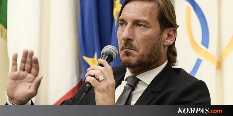 Francesco Totti Tinggalkan AS Roma