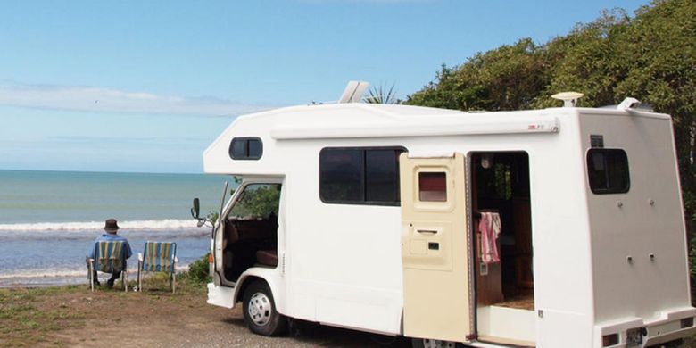 Liburan di Selandia Baru menggunakan campervan.