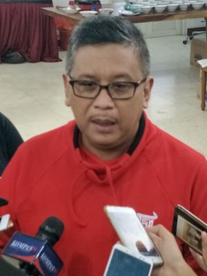 Sekjen Partai Demokrasi Indonesia Perjuangan (PDI-P) Hasto Kristiyanto saat ditemui di kantor DPP PDI-P, Menteng, Jakarta Pusat, Selasa (18/12/2018).