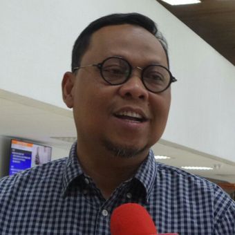 Wakil Ketua Komisi II DPR Lukman Edy di Kompleks Parlemen, Senayan, Jakarta, Jumat (14/7/2017).