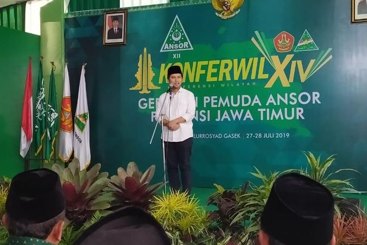 Wakil Gubernur Jawa Timur Emil Elistianto Dardak saat menghadiri Konferensi Wilayah GP Ansor Jawa Timur di Ponpes Sabilurrosyad Kota Malang, Minggu (28/7/2019)